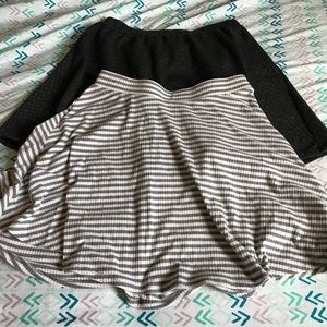 Bundle! Two mid thigh skirts💕